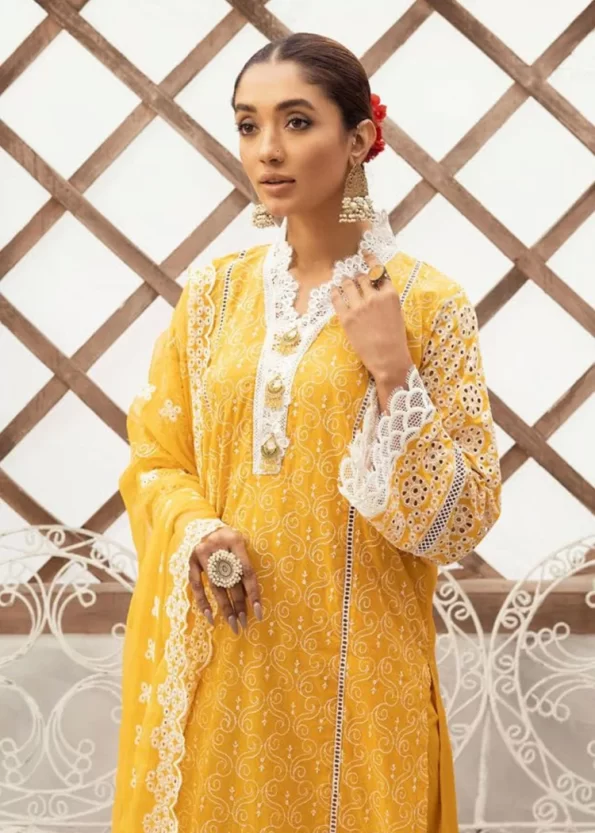 Mahees Exclusive Embroidered Lawn 3Pcs- What U Wear