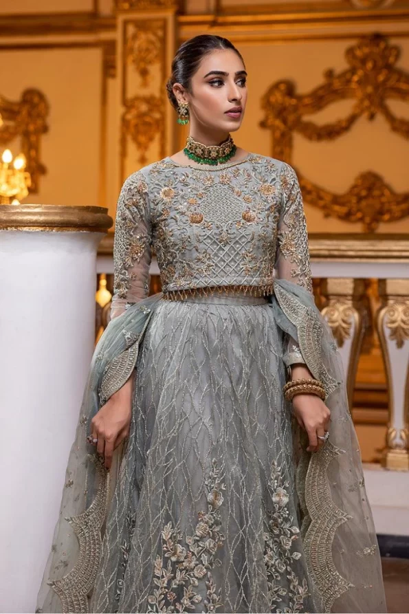 Azure Luxury Wedding Edit- What U Wear