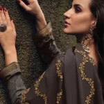 Vivek Jhalak Vol-4 Unstitched 3pcs-What U Wear