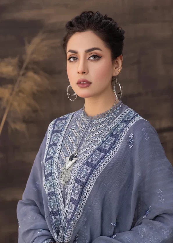 Manizay Saqafat Fancy Lawn Unstitched 3Pcs- What U Wear