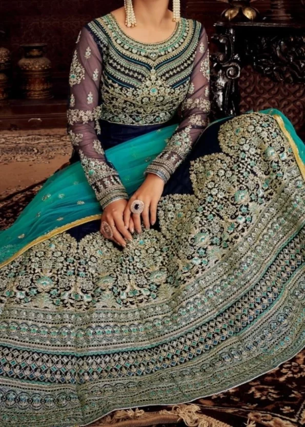 Hot Lady Nasheen Gowns-What U Wear (5)