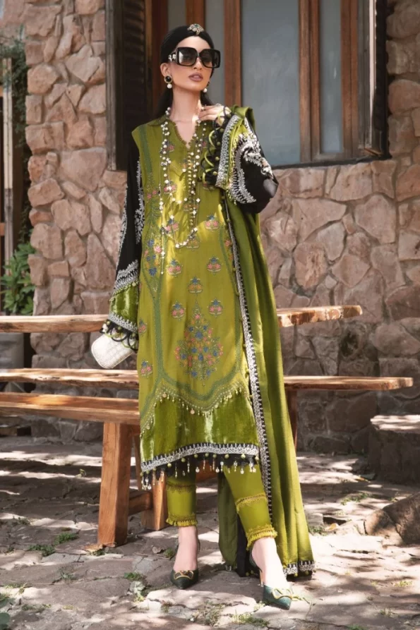 Maria B Luxury Unstitched-01- What U Wear (17)