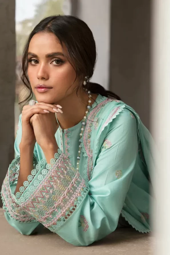 Afrozeh Lamhay Luxury Lawn 3pcs- What U Wear