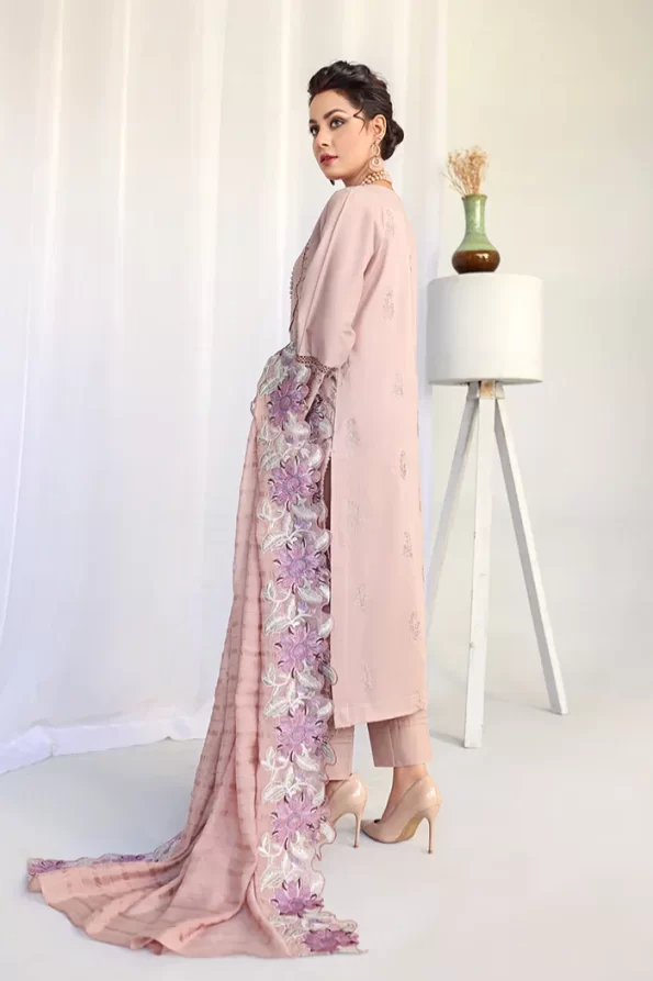 Baharan By Humdum Chickenkari Lawn 3pcs- What U Wear