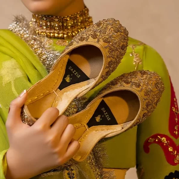 Dazzle ANCHAL (GOLD)-KHUSSA (Dazzle PK)- What U Wear