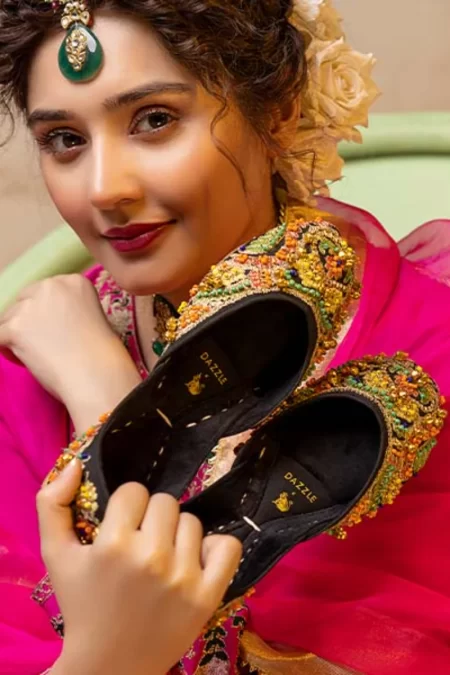 Dazzle AZLAN-KHUSSA (Dazzle PK)- What U Wear