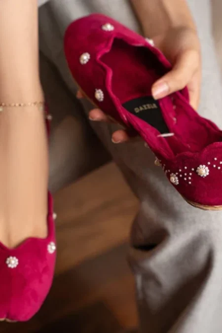 Dazzle CRIMSON PEARL-KHUSSA (Dazzle PK)- What U Wear
