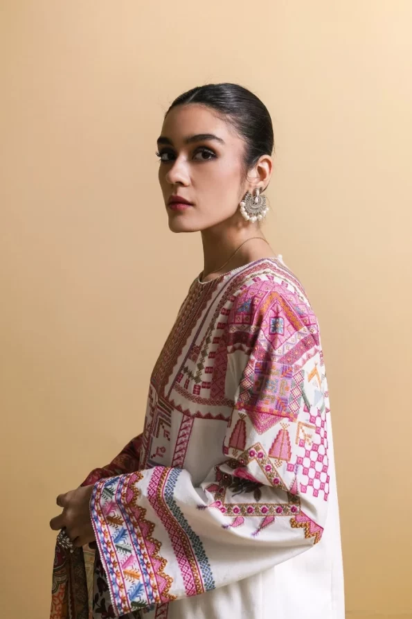 Zara Shahjahan Luxury Embroidered Lawn-CHAANDI-B- What U Wear
