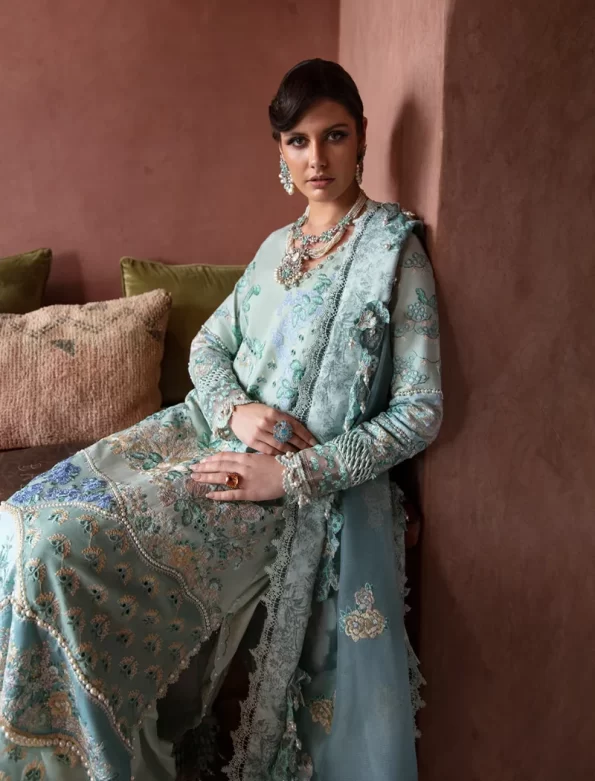 Republic Womenswear -Amaani Luxury Lawn-Nora-D3-B- What U Wear