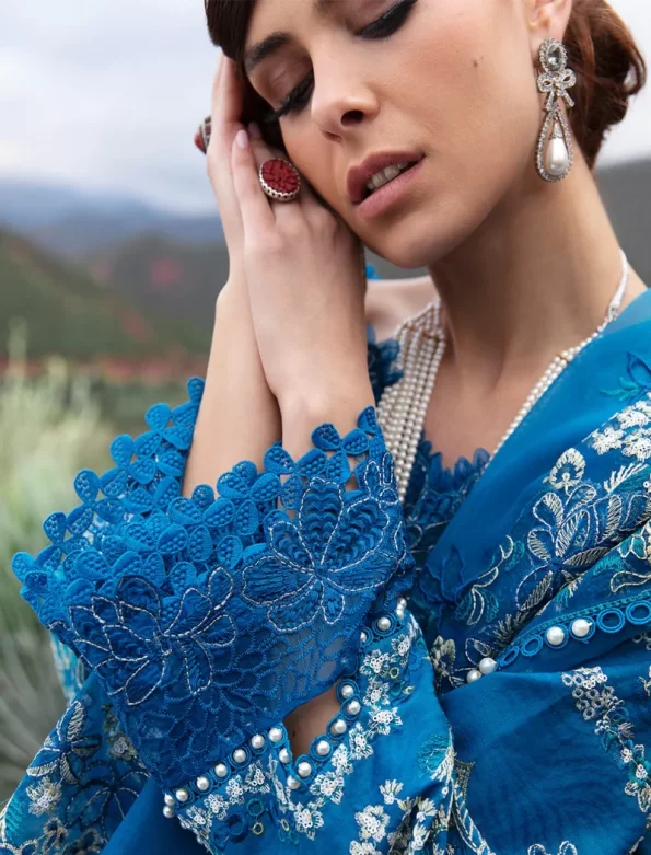 Republic Womenswear -Amaani Luxury Lawn-Sepal-D4-A- What U Wear