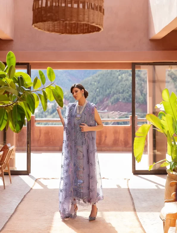 Republic Womenswear -Amaani Luxury Lawn-Sepal-D4-B- What U Wear
