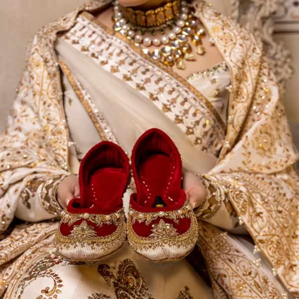 Dazzle AZAL (RED)-KHUSSA (Dazzle PK)- What U Wear
