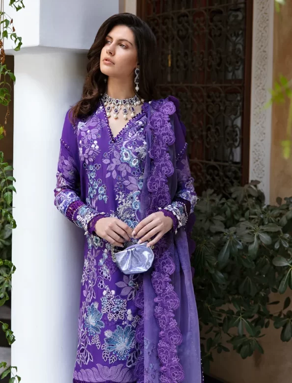 Republic Womenswear -Amaani Luxury Lawn-Linaria-D7-B- What U Wear