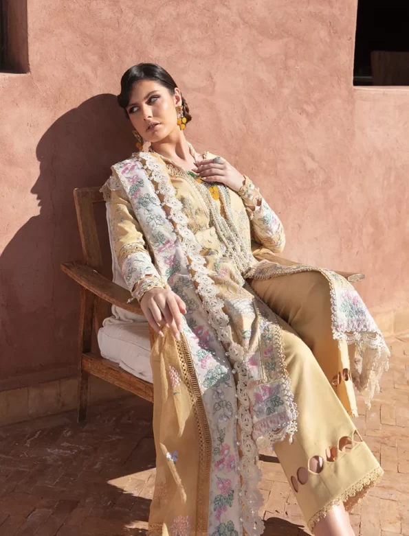 Republic Womenswear -Amaani Luxury Lawn-Aleah-D8-A- What U Wear