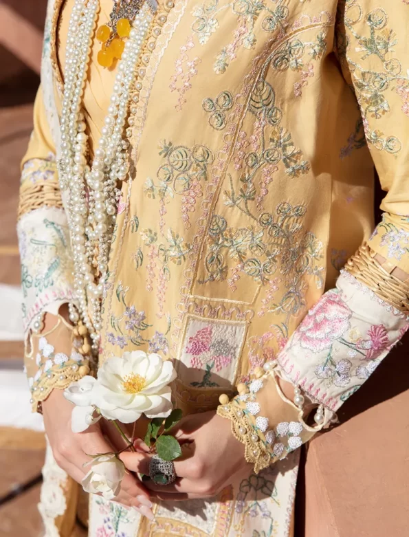 Republic Womenswear -Amaani Luxury Lawn-Aleah-D8-A- What U Wear