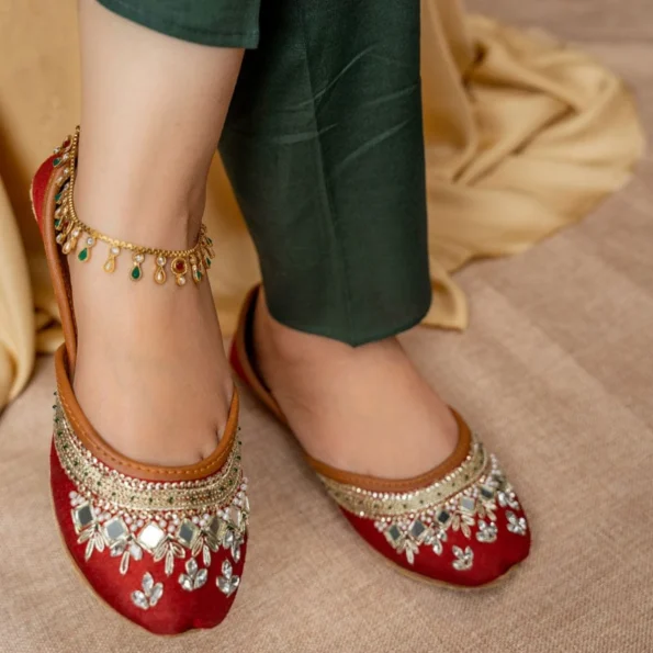 Dazzle THE EMPRESS-RED- What U Wear