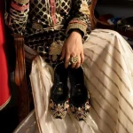 Dazzle ROYAL JEWEL- Khussa- What U Wear
