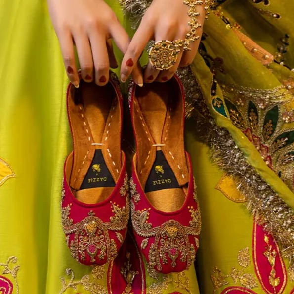Dazzle-SHABNAM- What U Wear