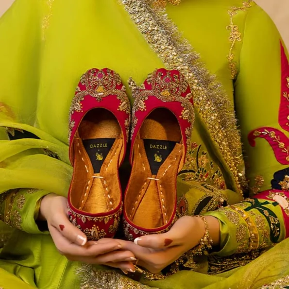 Dazzle-SHABNAM- What U Wear