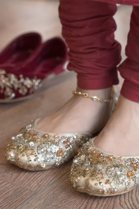 Dazzle-SECRET GARDEN (GOLD)- What U Wear