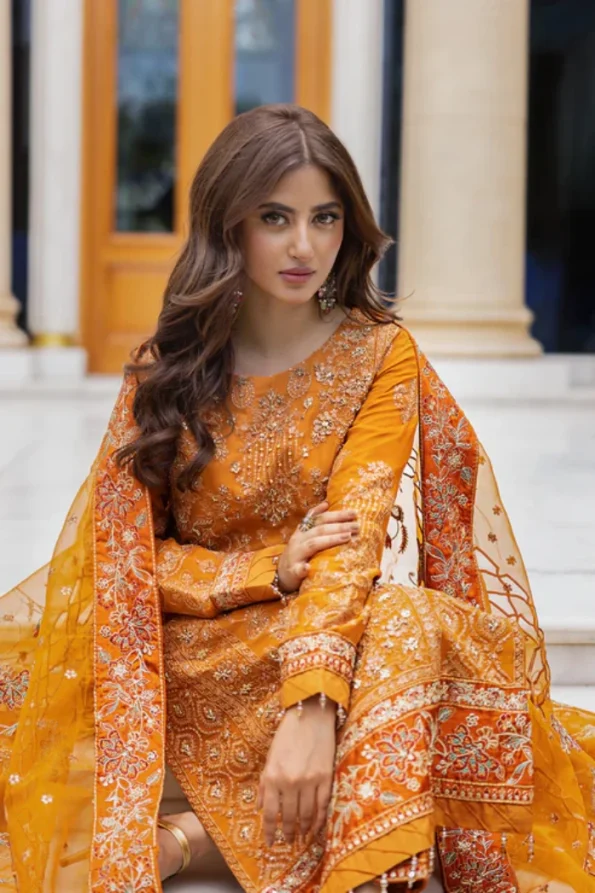 Emaan Adeel- ISHQ AATISH Luxury 3pc- ROOHI- What U Wear