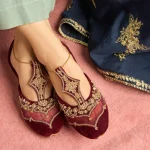 Dazzle NAUSH Jutti- What U Wear