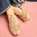 Dazzle MANZIL- Jutti- What U Wear