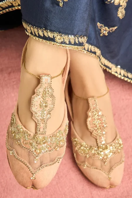 Dazzle MANZIL- Jutti- What U Wear