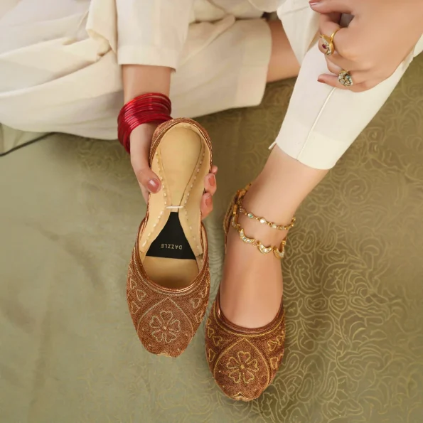 Dazzle NADRA- Khussa- What U Wear