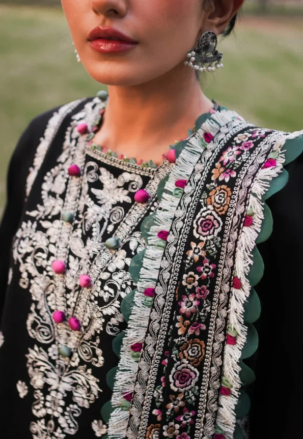 Zaha TALAYEH Luxury Embroidered Slub Khaddar 3pc-08