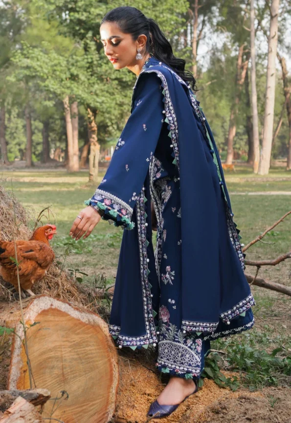 Zaha ZHIAN Luxury Embroidered Slub Khaddar 3pc-03