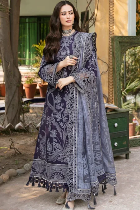 Jazmin EMBROIDERED LUXURY LAWN SL22-D1
