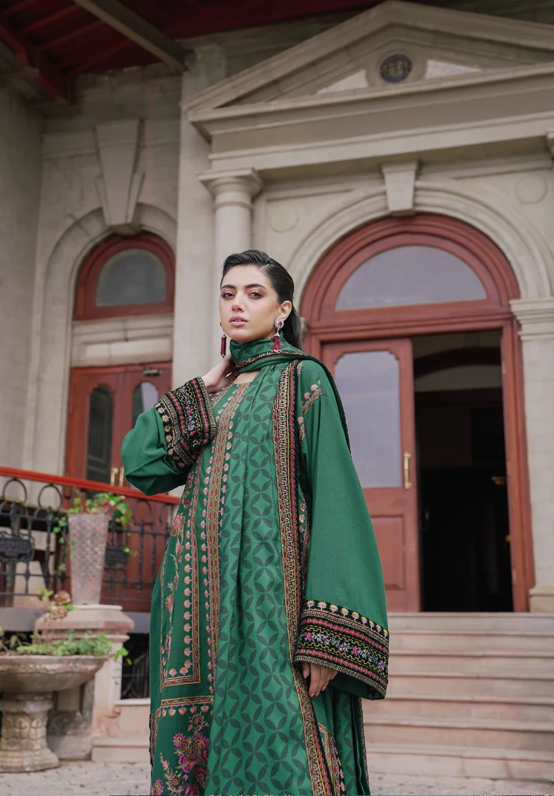 Saira Rizwan Winter Unstitched- ISMAT SR-01