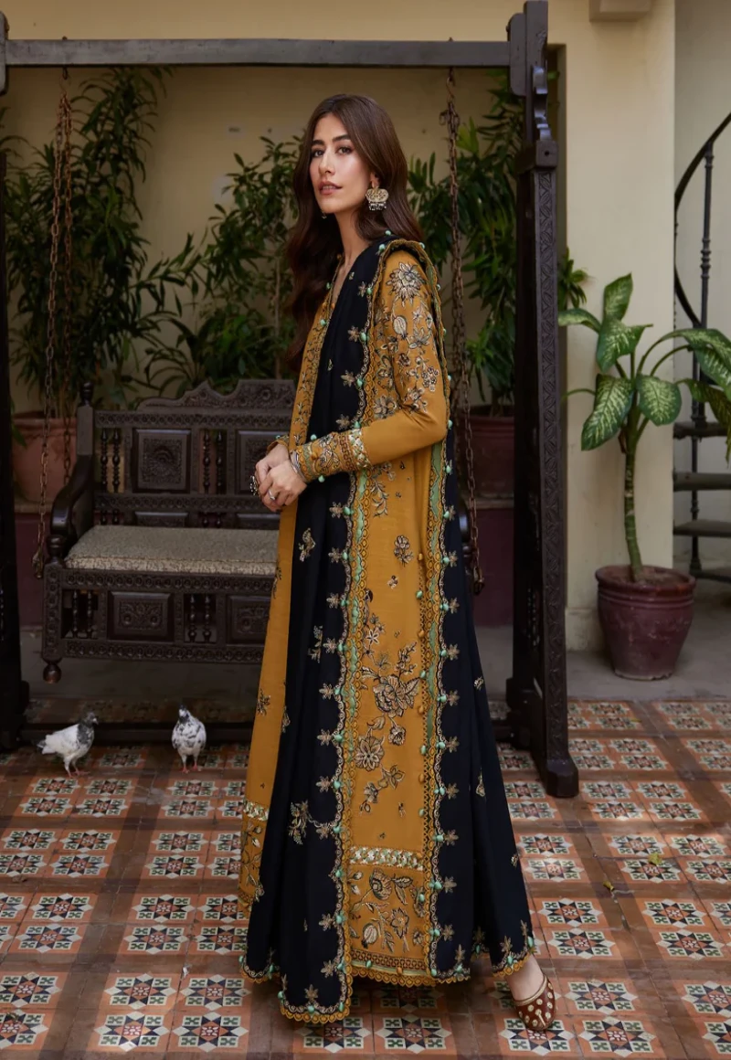 Zaha MELIHA Luxury Embroidered Karandi 3pc-10