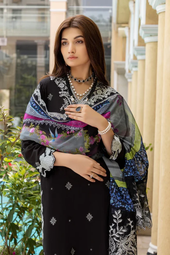 Azure Luxury Lawn Jacquard 3Pcs- What U Wear