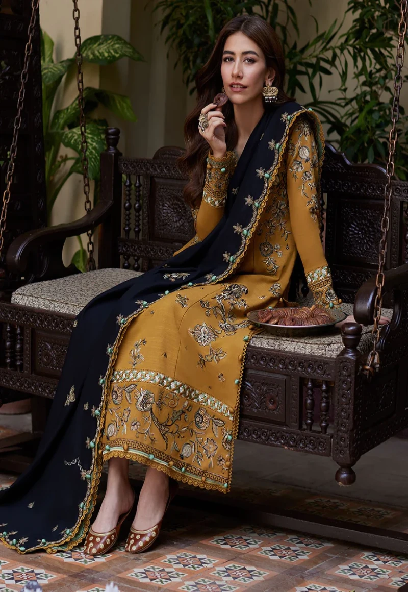 Zaha MELIHA Luxury Embroidered Karandi 3pc-10