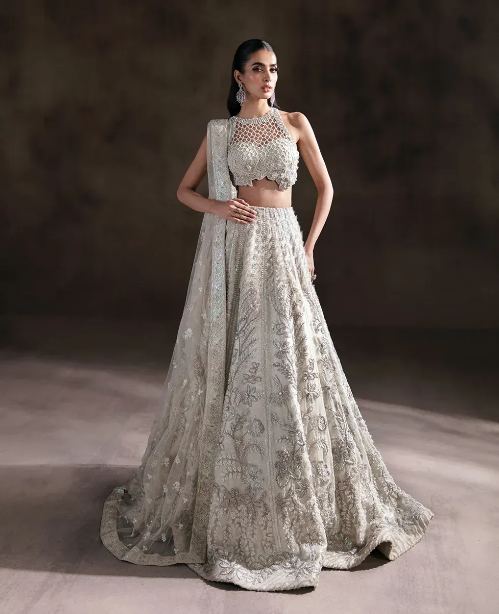 Republic Womenswear Wedding Couture 23-24'-Zephyr