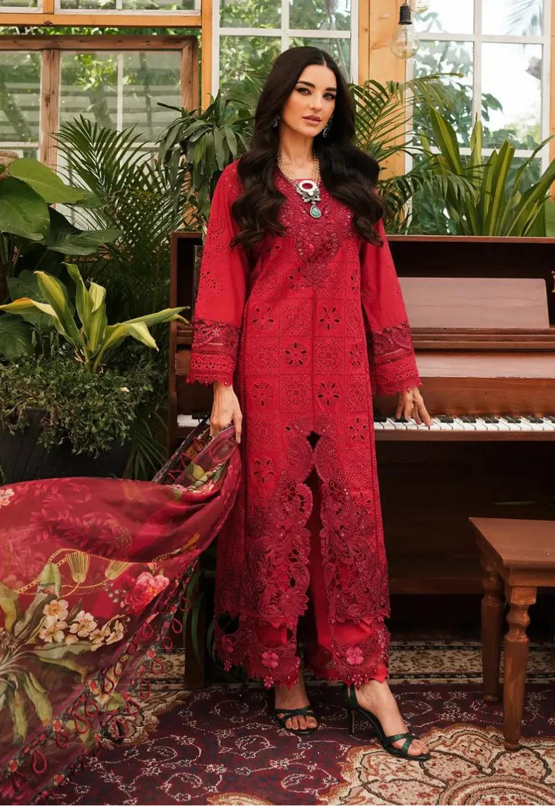 KAHF- Luxury Lawn 3pcs Suit-Valentino