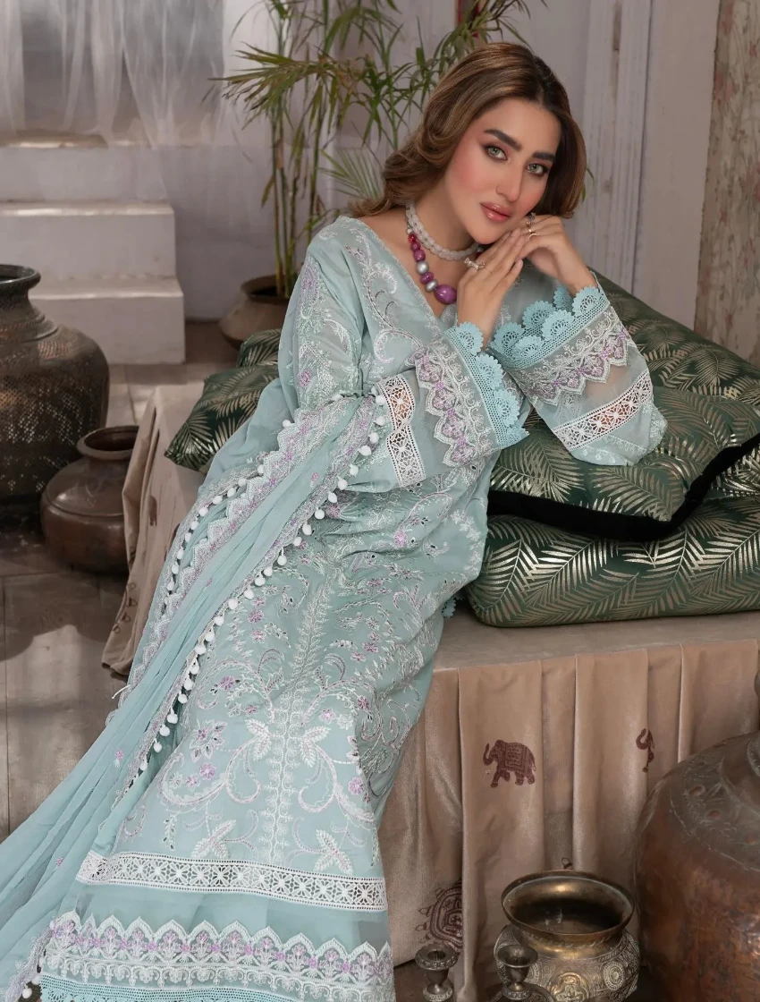 Manizay Gul Maina Embroidered Lawn 3pcs-06