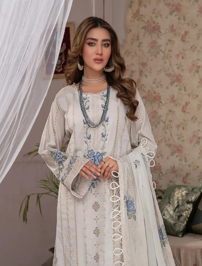 Manizay Gul Maina Embroidered Lawn 3pcs-07