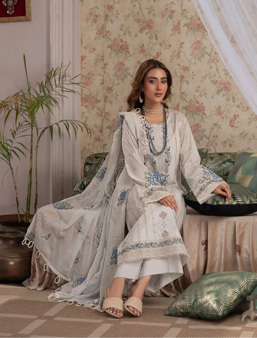 Manizay Gul Maina Embroidered Lawn 3pcs-07