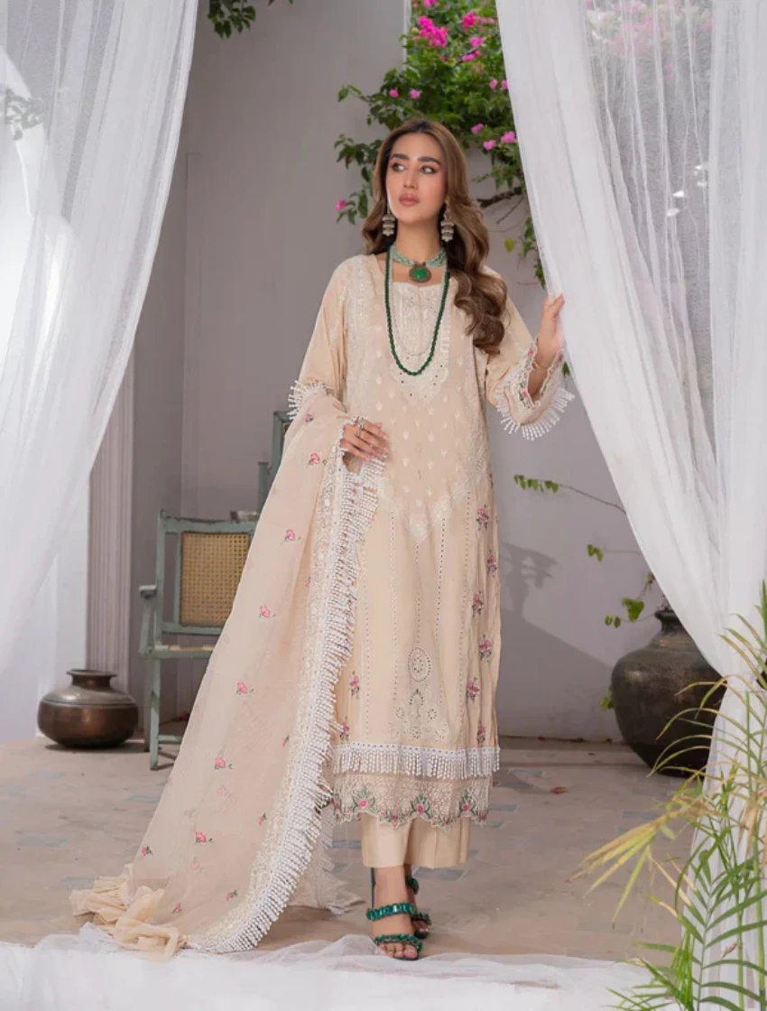 Manizay Gul Maina Embroidered Lawn 3pcs-02