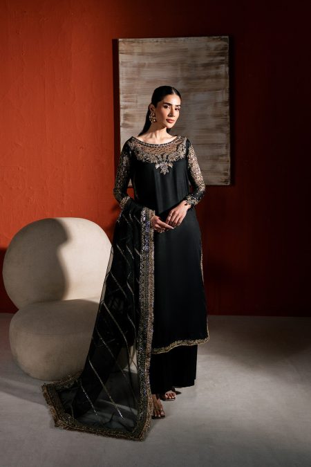 Neeshay- RTW-RS-03