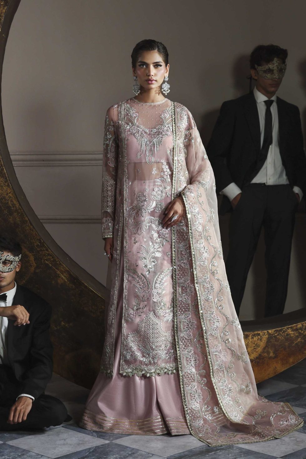 Akbar Aslam- Shahmeena