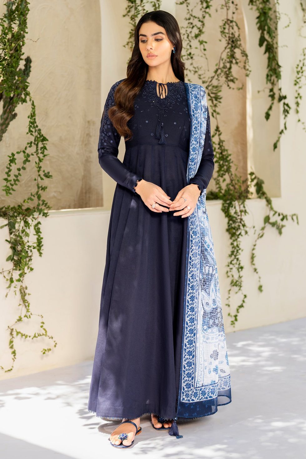 Jazmin Embroidered Dobby LAWN USE-9209 3 Jazmin Embroidered Dobby LAWN USE-9209