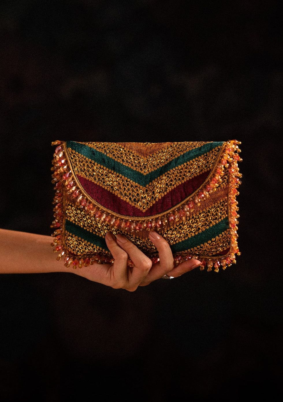 AIK Atelier - SARI EDIT '25 - MULTI CHATTA PATTI ENVELOPE BAG