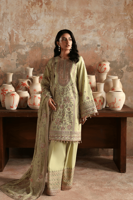Emaan Adeel Afsana-e-Silk