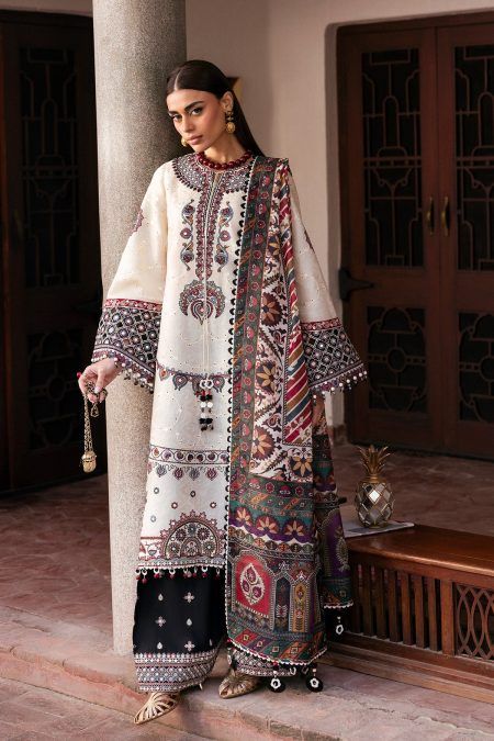 Jazmin - Embroidered Luxury Lawn SL26-D02