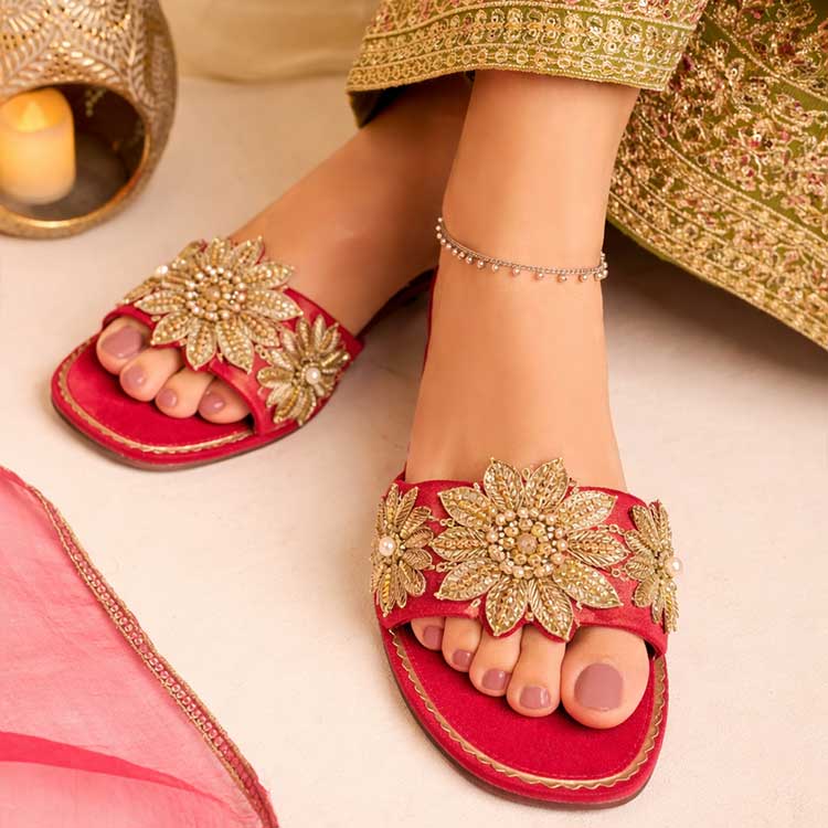 Dazzle by Sarah - Raqs